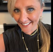 Hola mi gente!!! 🇵🇷WEPA!! Exactly 30 years ago, I was honored as Madrina  (godmother) of the National Puerto Rican Day Parade