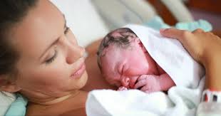 Schwangerschaftswoche hat die mutter um die neun kilogramm zugenommen. Phasen Der Geburt Schwanger At