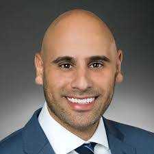 Ashley Despain's Instagram, Twitter & Facebook