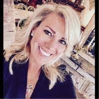 Melissa Howser's Instagram, Twitter & Facebook