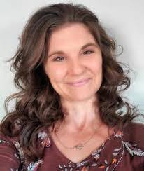 Lisa Hirschfeld's Instagram, Twitter & Facebook