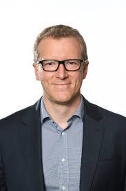 Ross Graves's Instagram, Twitter & Facebook