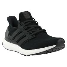 The ultra boost 20 takes it a step further by introducing additional tech like tailored fiber placement on the primeknit upper and a redesigned heel. Adidas Performance Ultra Boost Schwarz Ruga