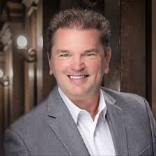 College Grove Agents, 32 Compass Real Estate Agents