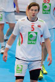 Sander sagosen is a norwegian handball player for aalborg håndbold and the norwegian national team. Datei Sander Sagosen Goldenleague 20160110 16 Jpg Wikipedia