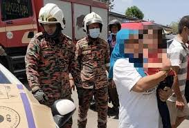 Kurikulum tk ditekankan pada pemberian rangsangan pendidikan untuk membantu pertumbuhan dan perkembangan jasmani dan rohani agar anak memiliki kesiapan. Bomba Selamatkan Kanak Kanak Terperangkap Dalam Kereta Astro Awani