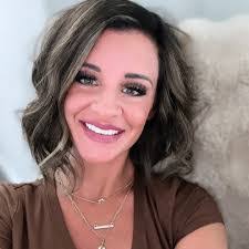 Delilah Benitez's Instagram, Twitter & Facebook