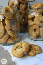 Taralli Dolci Pugliesi Petits Biscuits Sucres Des Pouilles Sans Oeuf La Fee Stephan Patisserie Sans Oeufs Recette Sucree Sans Oeufs Gateau Sec Sans Oeuf