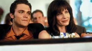 Landon carter est l'archétype du lycéen cool et superficiel américain. Le Temps D Un Automne 2002 Un Film De Adam Shankman Premiere Fr News Date De Sortie Critique Bande Annonce Vo Vf Vost Streaming Legal