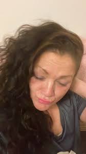 31 days sober today !! I normally last a few weeks then think I'll just  have one glass of wine . Then days and 15 bottles later I end up not being