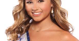 Savannah Neely's Instagram, Twitter & Facebook