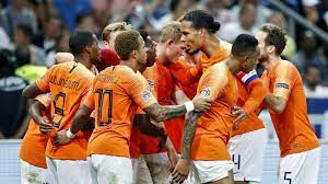 Nederlands voetbalelftal) wird die fußballauswahl der niederlande bezeichnet. Klassiker In Der Nations League Das Kommt Auf Das Deutsche Team Gegen Holland Zu