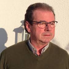 Dr. Bernhard Kowatsch