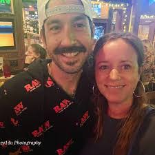 Casey Hearne's Instagram, Twitter & Facebook