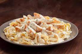 You got me.) you can't beat the cream sauce in this one. 8 Things At Olive Garden That Real Italians Would Never Do Fn Dish Behind The Scenes Food Trends And Best Recipes Food Network Food Network