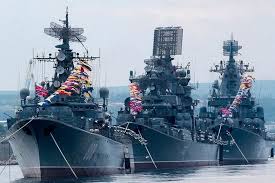 Но существует определенное правило, согласно которому отмечают праздник. Den Vmf V Novorossijske 29 Iyulya 2018 Goda Parad Korablej Morskoj Boj I Prazdnichnyj Salyut