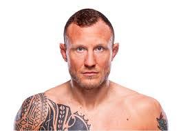 Mark Hulme's Instagram, Twitter & Facebook