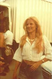 Epingle Par Isabelle L Sur Sylvie Ll Johnny Hallyday Chanteur Vartan Sylvie