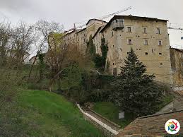 Fontecchio finished with 17 points and 6 rebounds, marcus eriksson added 14, ben lammers 12 and giffey 10. Visitare Fontecchio Uno Dei Borghi Piu Belli D Italia I Viaggi Di Dante