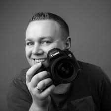 TOP 10 BEST Photographers near Unterschleißheim, Bayern, Germany