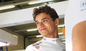 #MCLAREN: can i call you rose? #mclaren #landonorris #carlossainz  #danielricciardo #aftereffects #viral #f1girlshouse #aeplandos #mclaren  #fyp #formula1 #f1 #foryou