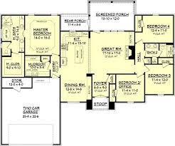 House Plan 041 00082 European Plan 2 000 Square Feet 4 Bedrooms 2 Bathrooms New House Plans Small Floor Plans Bedroom House Plans