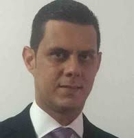 40+ perfis com “Eric E.”