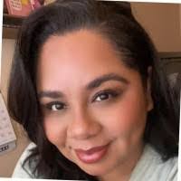 Anna Andrade's Instagram, Twitter & Facebook