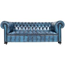 So relax and begin creating your bespoke sofa from our range of the finest antique leathers and colours. Blue Leather Chesterfield Couch Novocom Top