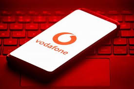 La cartelă, din care am eu, deci doar despre ea vorbesc (deşi văd că şi la abonamente se specifică acelaşi lucru: Activare Roaming Vodafone Blog Media Max