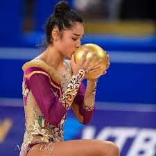 News, approfondimenti, speciali, fotogallery e video direttamente da bordo pedana. 21 Meeting Sport Solidarieta Giovani Con Alexandra Agiurgiuculese Doppio Bronzo Ai Mondiali Di Ginnastica Ritmica Comitato Sport Cultura Solidarieta