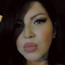 🎁🎁VADEMECUM darivanje Danas govorimo o važnosti oralne higijene. Shodno  tome, odlučili smo Vas nagraditi sa 5xVademecum sjajnih nagrada. ⁉️Koji su  Vam najdraži Vademecum proizvodi i šta Vam se najviše dopada iz našeg