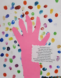 How to make this toddler craft: End Of Year Kindergarten Fingerprint Art Kindergarten Crafts Preschool Art Projects Kindergarten Art Lessons