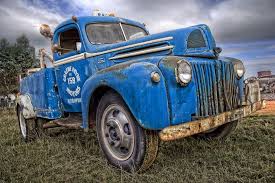 Vintage Ford Tow Truck Formerly Used By Racv Organisation In Victoria To Tow Broken Down Vehicles Of Racv Members Old Lorries Vintage Trucks Tow Truck