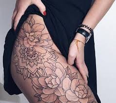 Lower stomach tattoos for women hip tattoo quotes piercing tatoo piercings body piercings. Hip Tattoos 48 Most Beautiful And Irresistible Hip Tattoo Ideas For Women