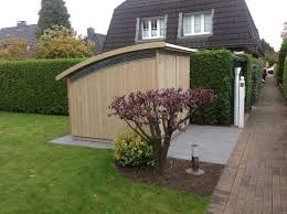 Um Sein Fahrrad Sicher Und Wettergeschutzt Unterzustellen Haben Wir Vom Team Zweiradgarage Ein Neues Fahrradhaus Outdoor Dekorationen Gartenhaus Selber Bauen