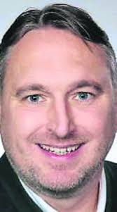 Als 1000 Regensburger das Geretsrieder Eisstadion stürmten