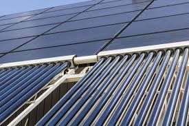 Die familie war schon immer von der idee fasziniert, alleine mit sonnenenergie autark zu sein. Energieautarkie Energetisch Unabhangig Heizung De