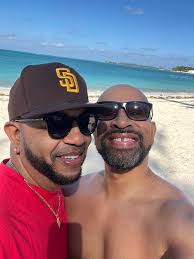 Damo's December Dates just dropped🎅🎅6 Dates 👍👍 Happy Monday One and All  💯💯