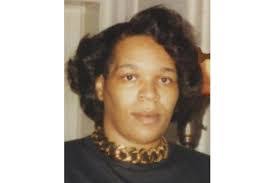 Dena Kennedy's Instagram, Twitter & Facebook