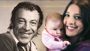 He has been awarded the title of state artist of turkey. Munir Ozkul Reacted Twice Medyacimiz Media