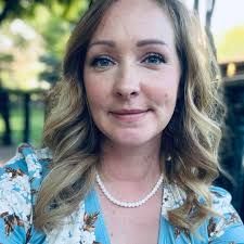 What's the best police/detective series? I usually read thrillers but have  read a couple of detective books and really enjoyed them. 🙂 Thanks