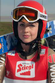 Alle unsere helfer*innen kommen mit einem sieg von marita kramer aus österreich ging das 1. Juliane Seyfarth Wikipedia