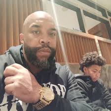 Is the game glitching with opponents' time?