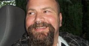 Chris Kuczynski's Instagram, Twitter & Facebook