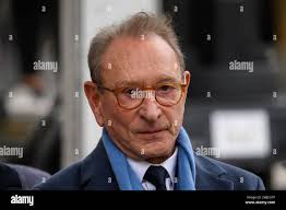 Robert bertrand hi-res stock photography and images