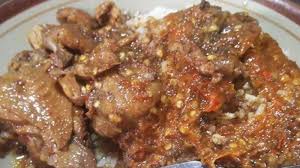 17 in yogyakarta , there is a popular chicken lumpia variant called lumpia mutiara , sold in front of mutiara hotel in malioboro street. Cocok Dinikmati Saat Malam Hari Ini 7 Kuliner Pedas Di Kota Solo Ada Rica Rica Mbok Usrek Tribun Kaltim