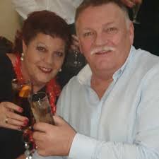 Hi We have recently purchased an apartment in El Chaparral and would like  to replace our existing sliding patio doors for sliding bi-fold doors. Can  anyone recommend a supplier/installer? And any idea