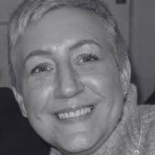 Melanie Parrott's Instagram, Twitter & Facebook