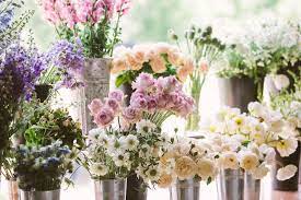 Flowers for florists + designers we provide flowers to florists and floral designers across the western north carolina region and occasionally ship our flowers across the us. Pin On F L O U R I S H Workshops Private Sessions